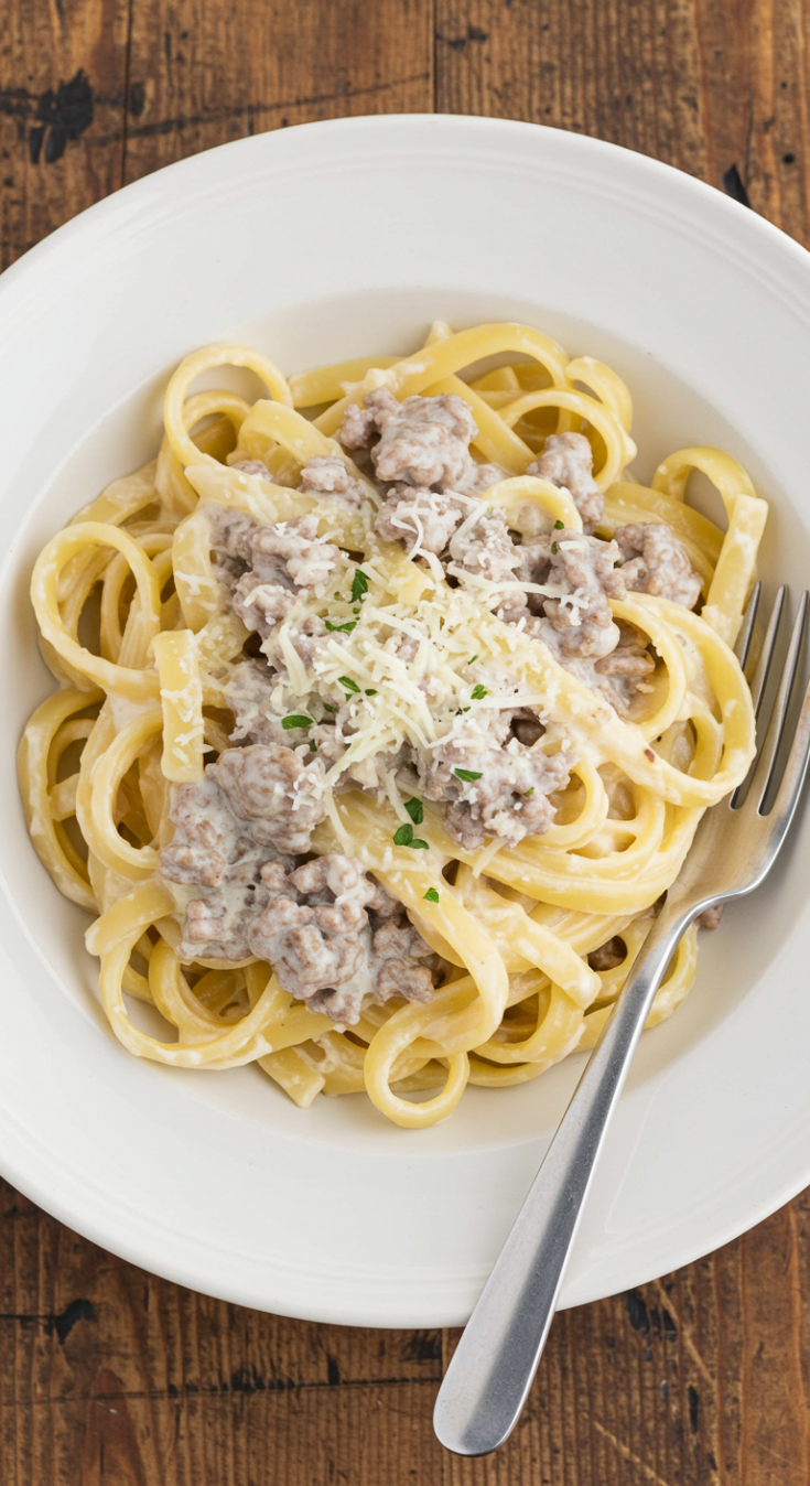 Rich and Creamy Ground Beef Alfredo Pasta Everyone Loves
