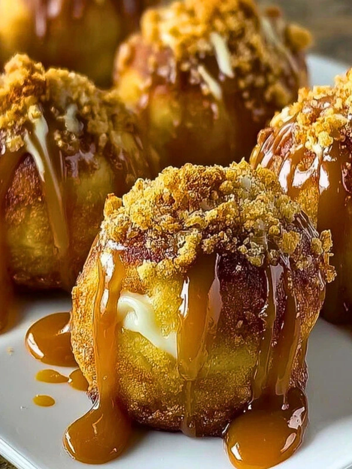 Apple Caramel Bombs That'll Melt in Your Mouth 2