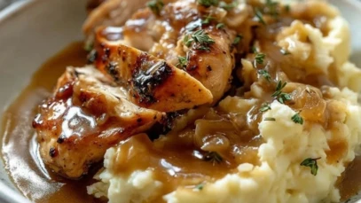 Chicken and Garlic Gravy with Cheesy Mashed Potatoes