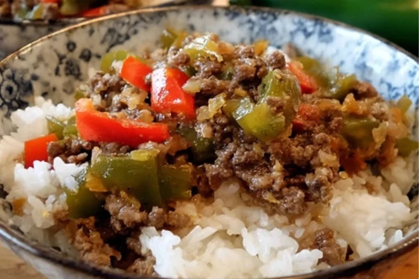 Beef and Pepper Rice Bowls