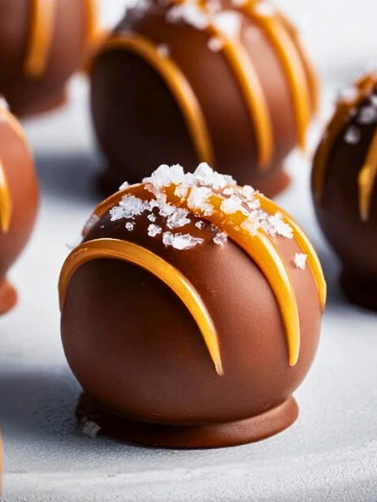 Delicious Salted Caramel Fudge Truffles (1)