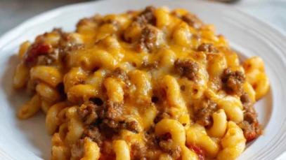 Cheesy Beef and Macaroni Casserole