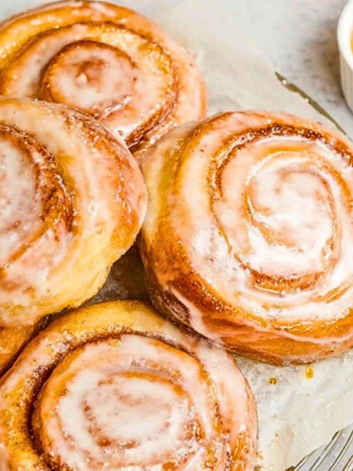 Classic Homemade Honey Buns (1)