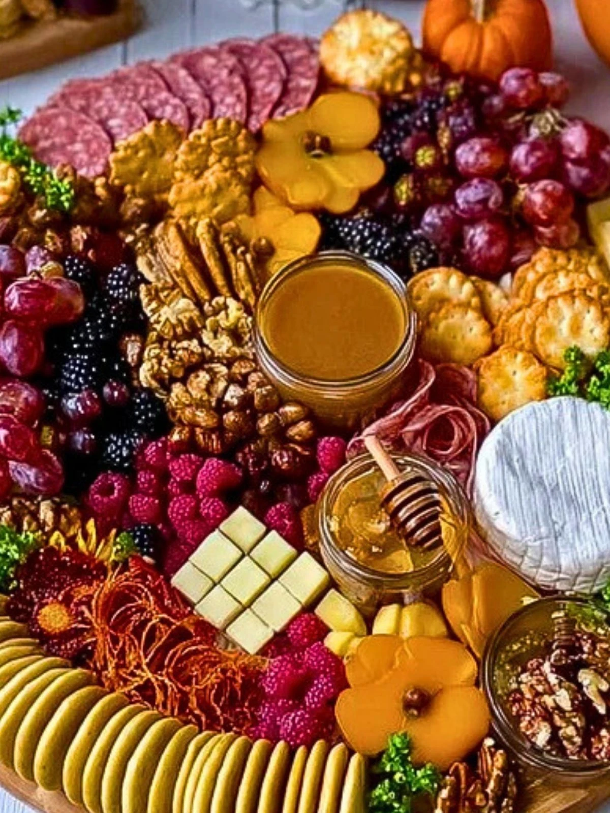 Thanksgiving Dessert Charcuterie Board (1)