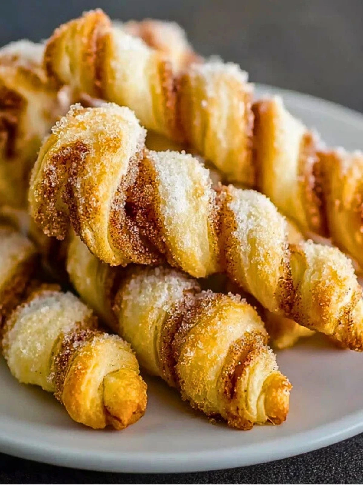 Baked Cinnamon Twists with Crescent Rolls (1)