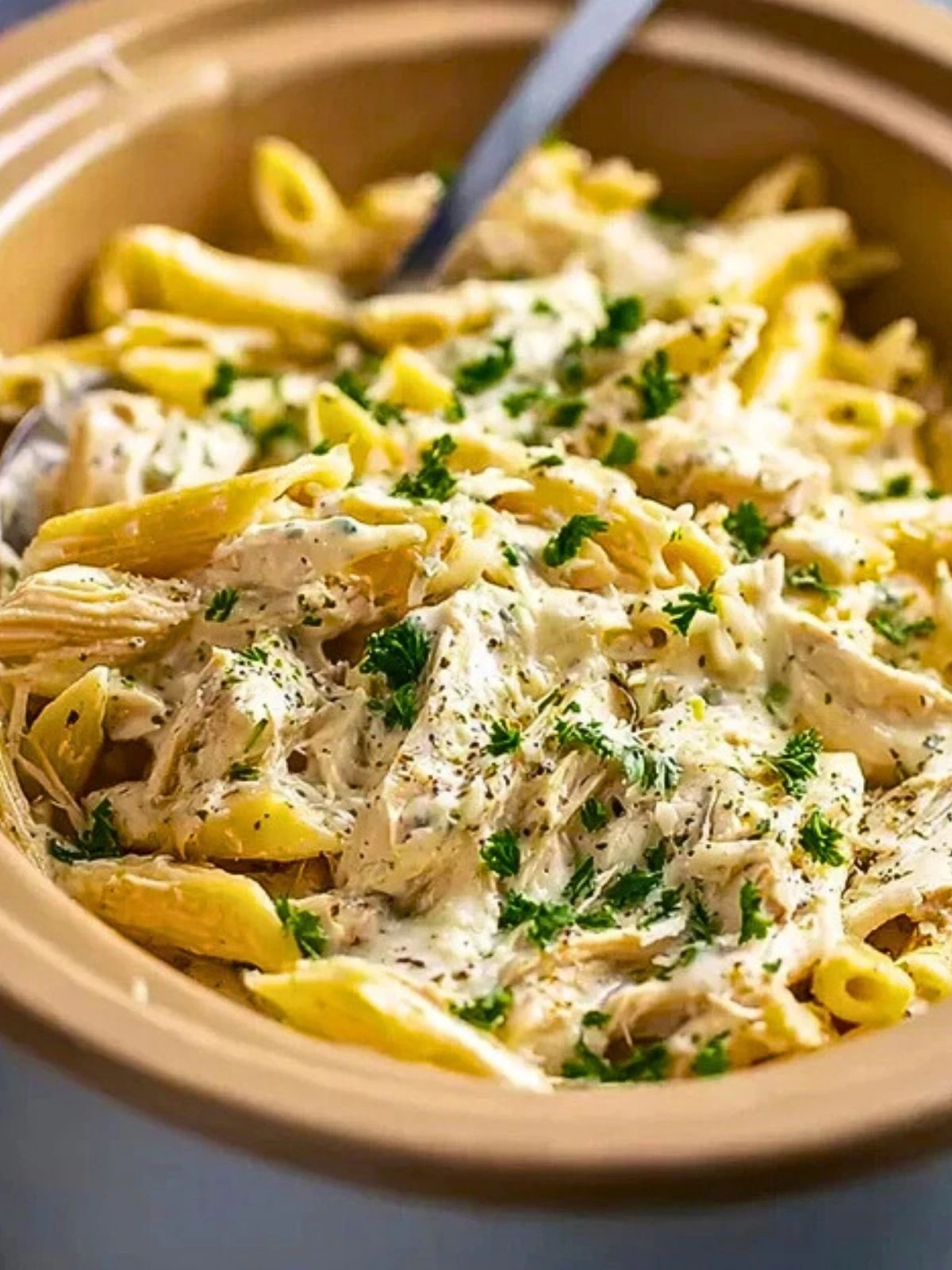 Best Slow Cooker Chicken Alfredo (1)