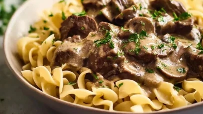 Quick Instant Pot Beef Stroganoff