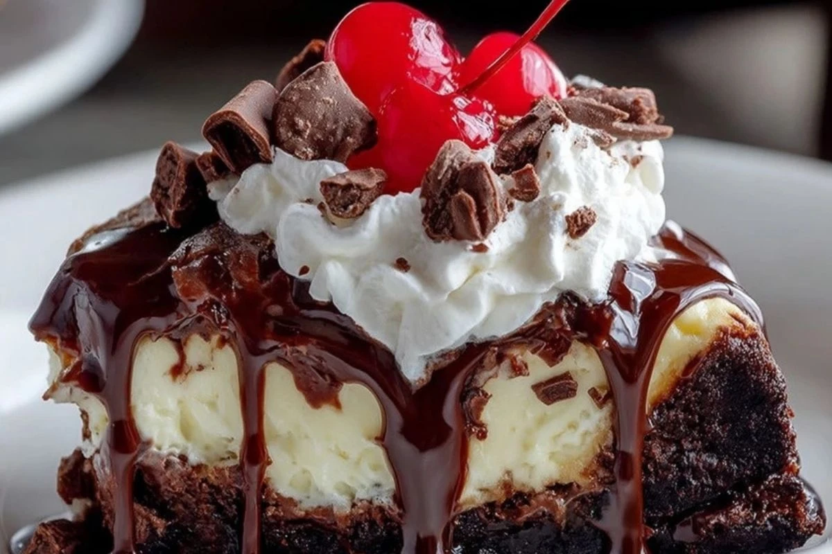 Hot Fudge Sundae Brownie Cheesecake