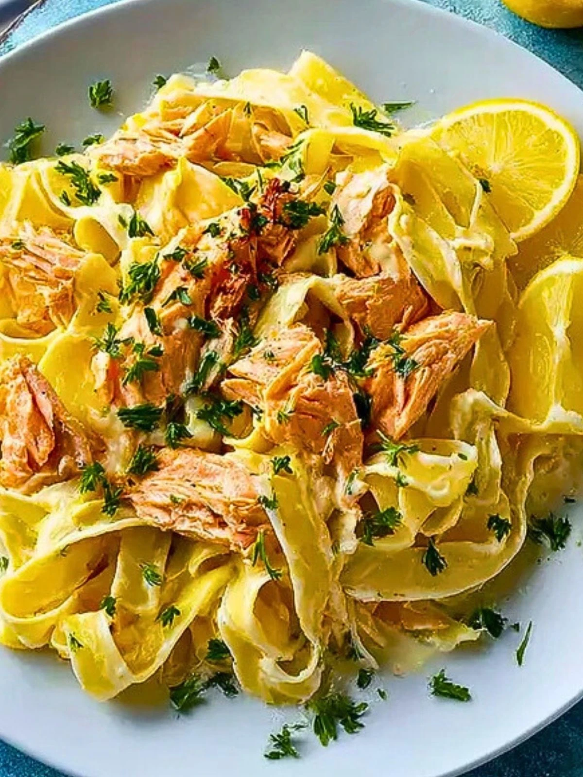 Best Lemon Pasta With Salmon (1)