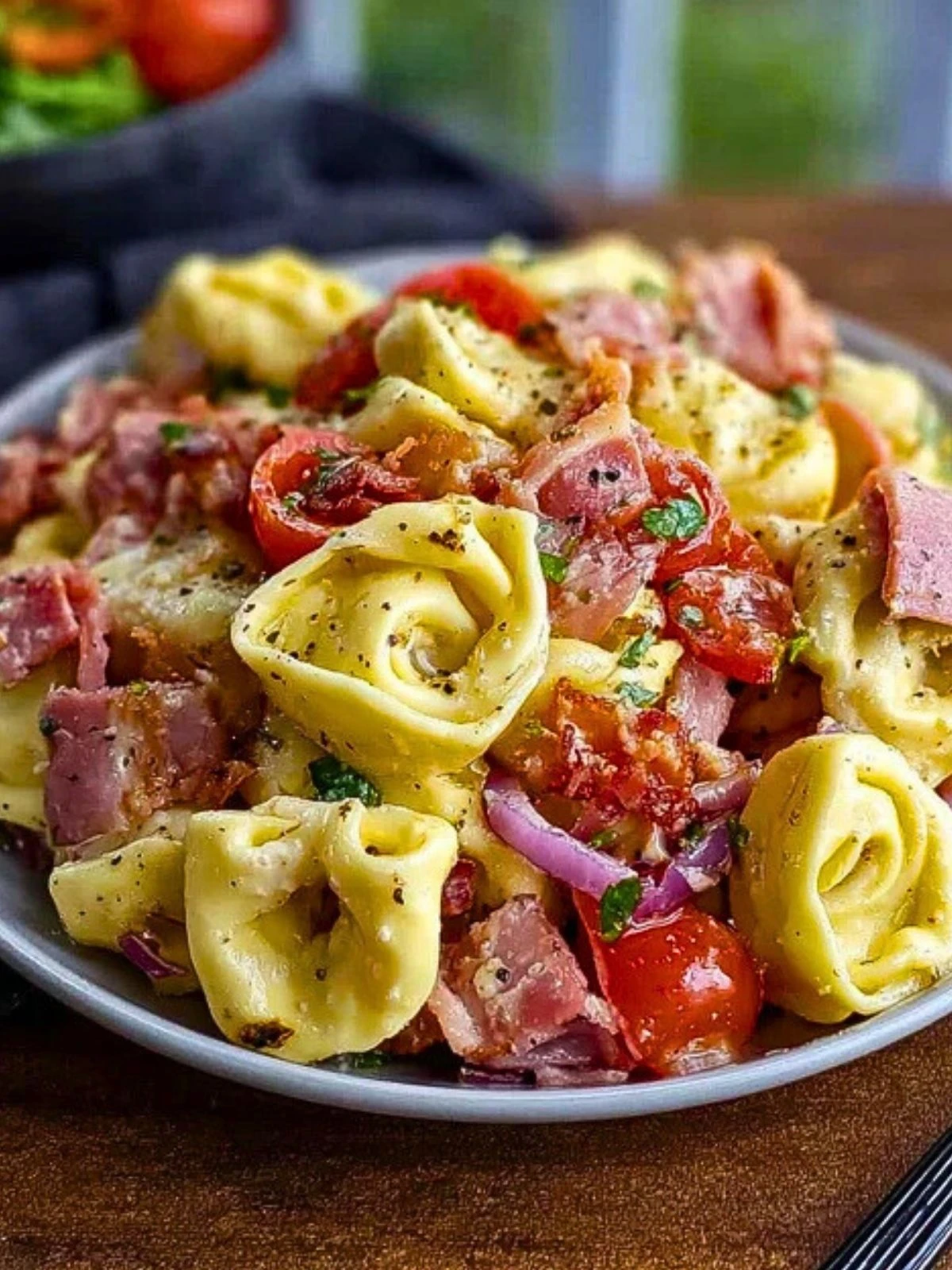 Italian Grinder Tortellini Salad (1)