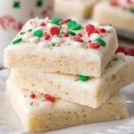 Christmas Sugar Cookie Bars (4)