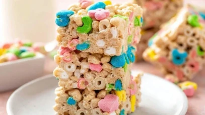 Soft Marshmallow Lucky Charms Treats