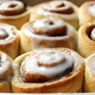 Fat-Free Greek Yogurt Cinnamon Rolls