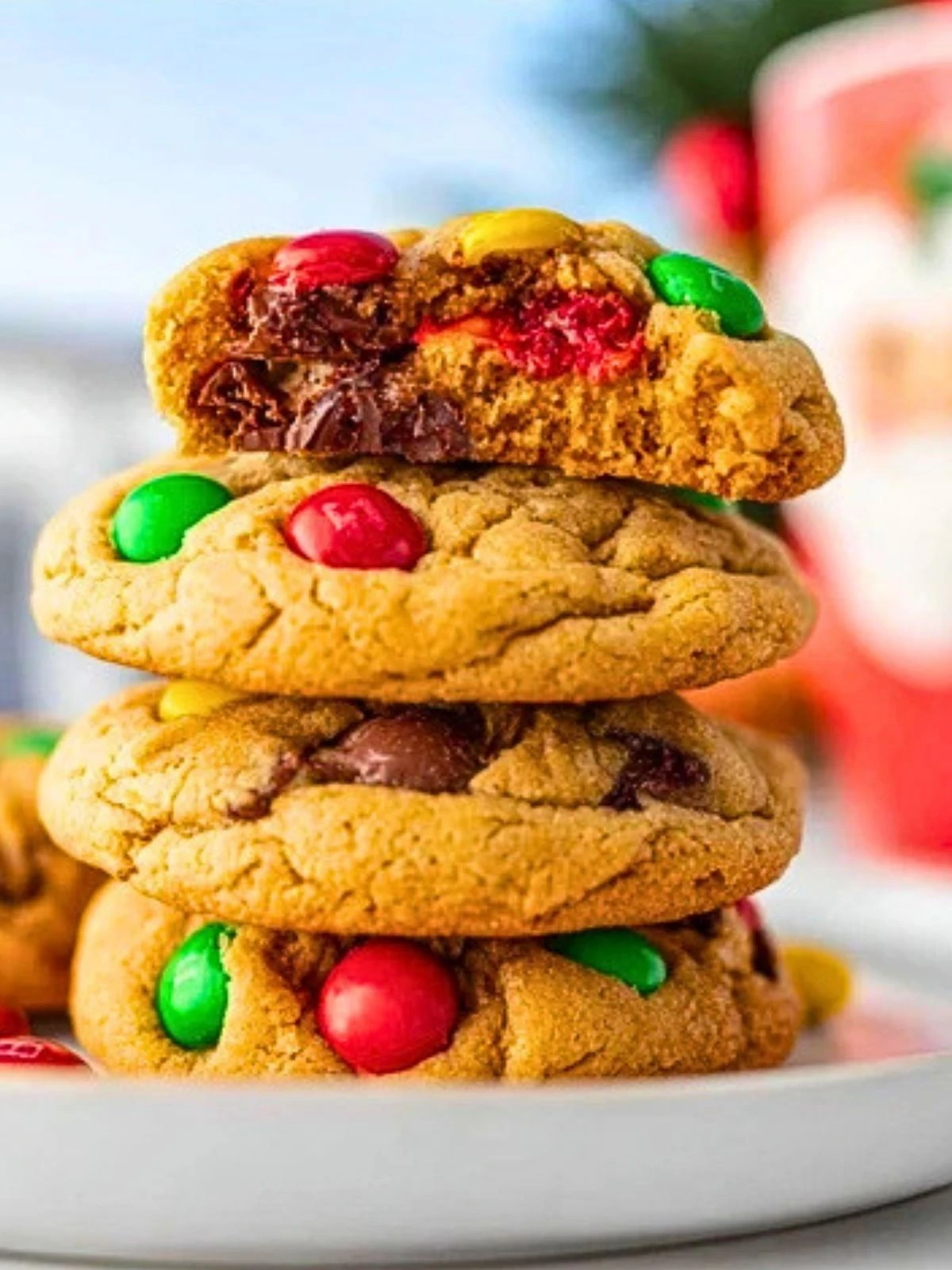 Christmas M&M Peanut Butter Cookies (1)