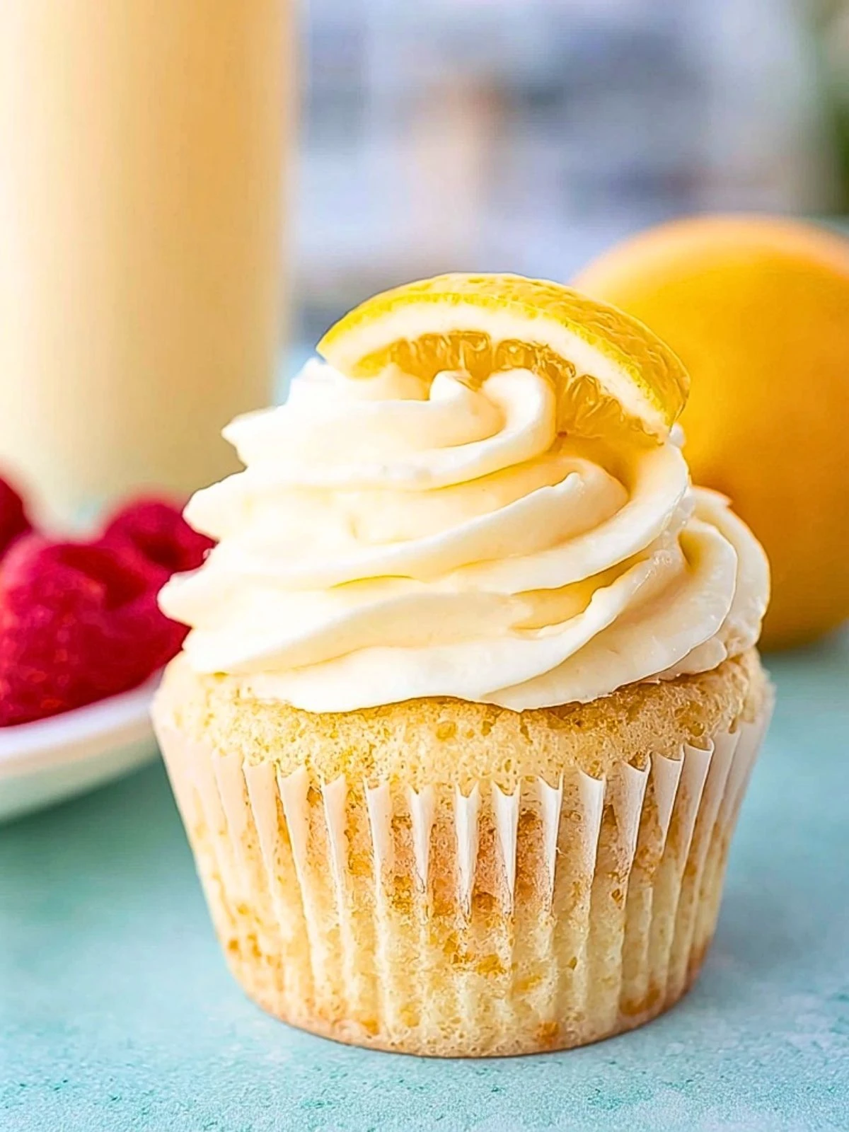 Lemon Cupcakes with Lemon Buttercream (1)