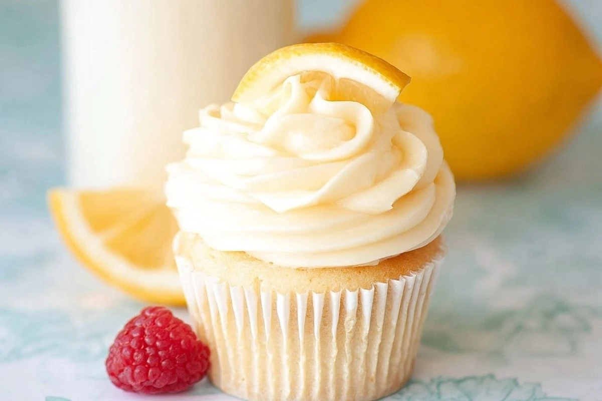 Lemon Cupcakes with Lemon Buttercream