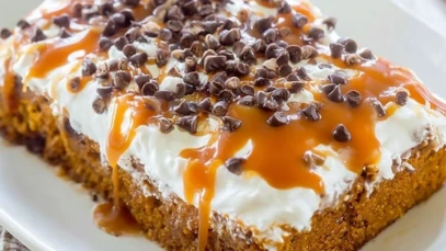 Pumpkin Caramel Poke Cake