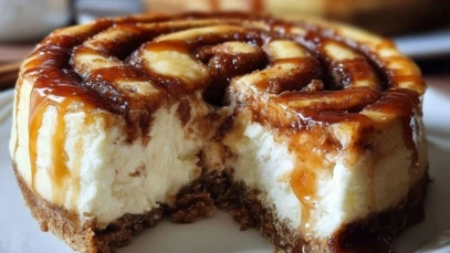 Cinnamon Roll Honeybun Cheesecake
