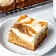 Carrot Cake Cheesecake Bars