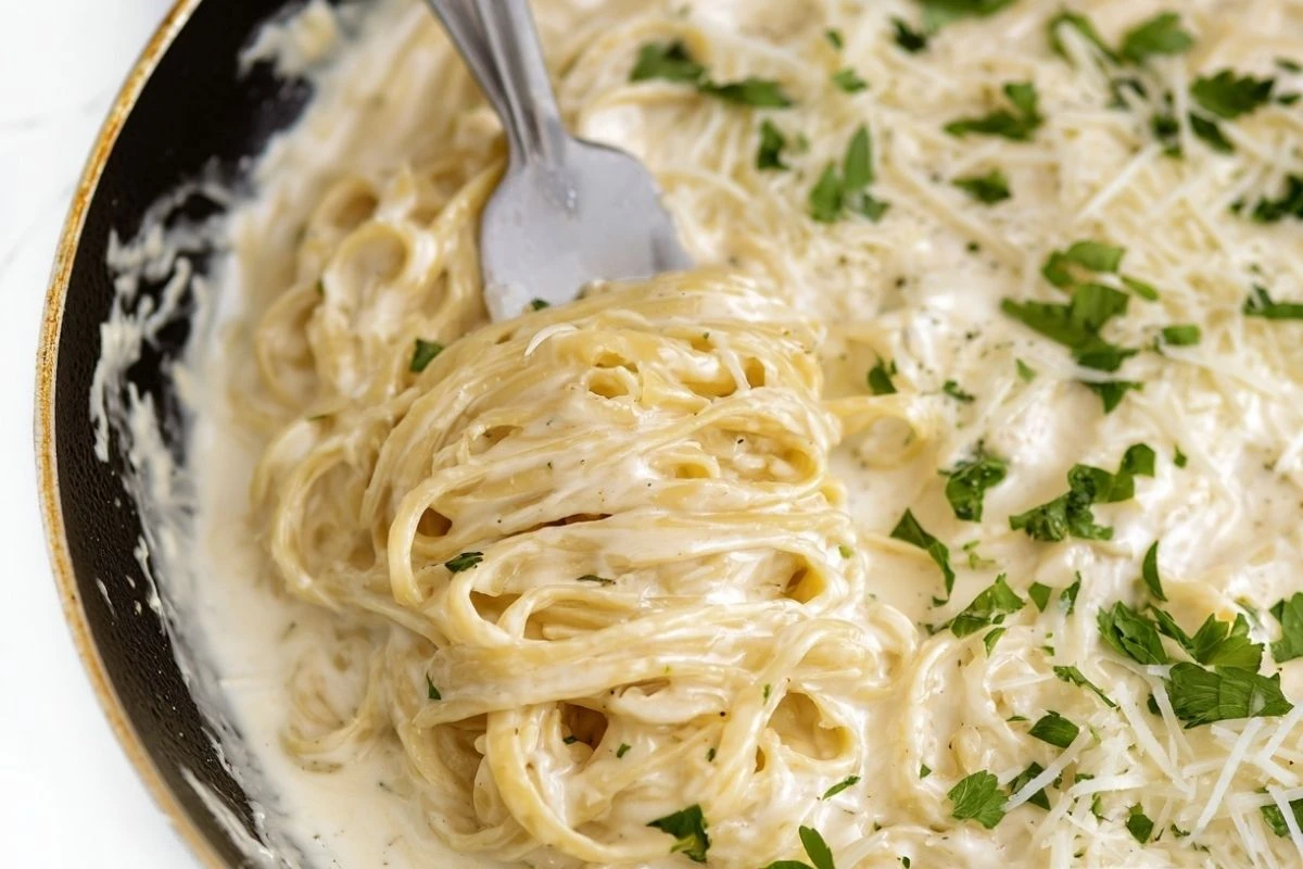 Copycat Olive Garden Alfredo Sauce