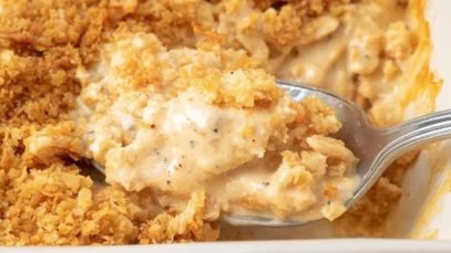 Ritz Cracker Chicken Casserolern (1)